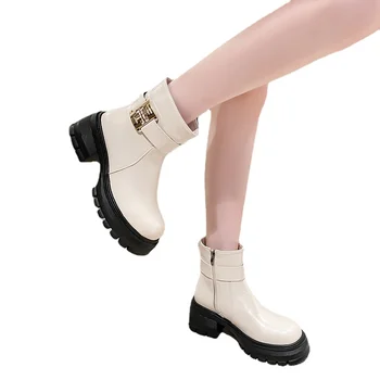 Женская обувь 2023, Высококачественные женские ботинки с металлическим украшением, модные современные ботинки на молнии сбоку, Женские новые ботильоны с круглым носком 5