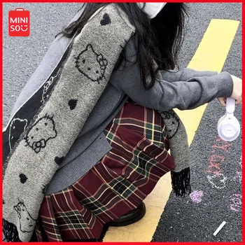 2023 Новый Зимний Черно-серый двусторонний шарф Miniso Sanrio, Японский Jk Wind, Симпатичный Hellokitty, Супер Универсальный Рождественский платок.