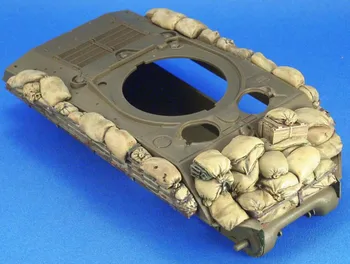 1: 35 Комплект для сборки модели из смолы для литья под давлением US M4A3 Sherman Средний танк Модификация для накопления брони с пескоструйной обработкой (без травления)17