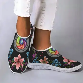 אופנה יפה היביסקוס פרח עיצוב קיץ חיצוני לנשימה רשת נעלי רך נעליים יומיומיות דירות Zapatos