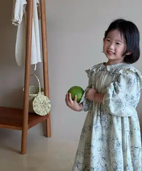 2023 Осеннее Новое Корейское детское платье Для девочек, платье с цветочным рисунком, Кремовое бархатное платье с длинным рукавом 2