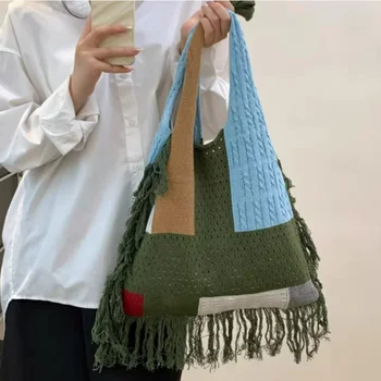 Вязаная сумочка в стиле ретро Простая и персонализированная вязаная сумка через плечо с кисточками Креативный дизайн Большая вместительная сумка-тоут